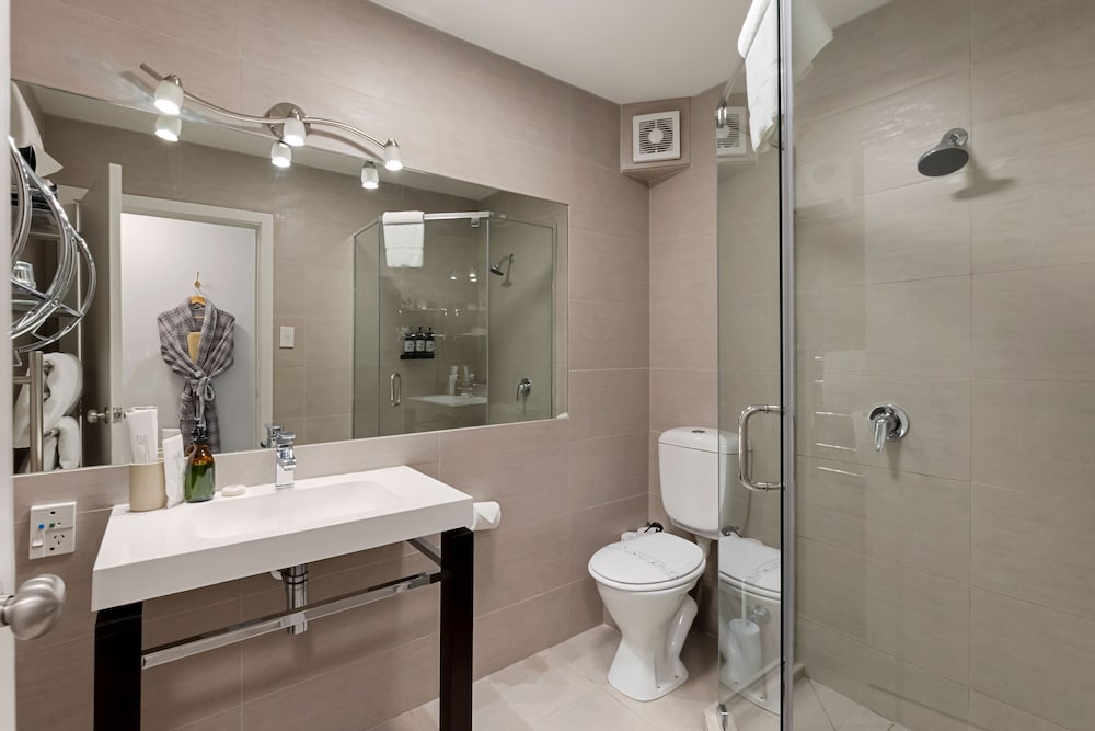 Queenstown House Boutique Bed and Breakfast and Apartments 48/50