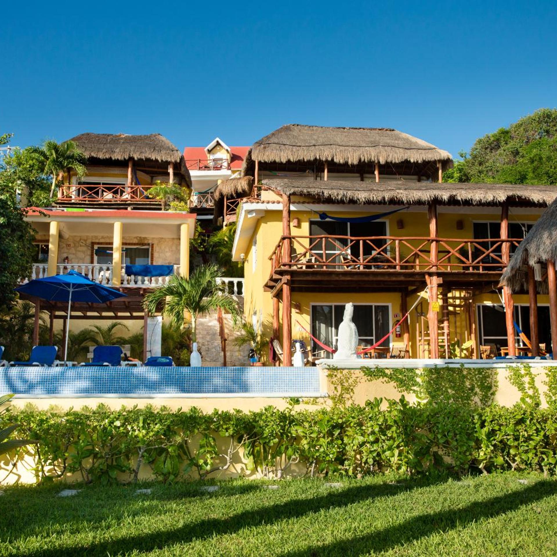 Hotel La Joya 2/51