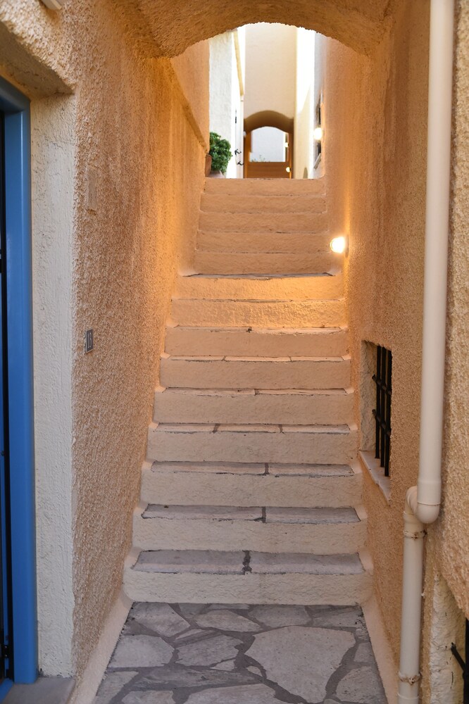 Porto Sisi Hotel Apartments 42/78
