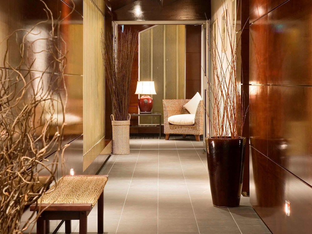 Mercure Paris CDG Airport 33/69