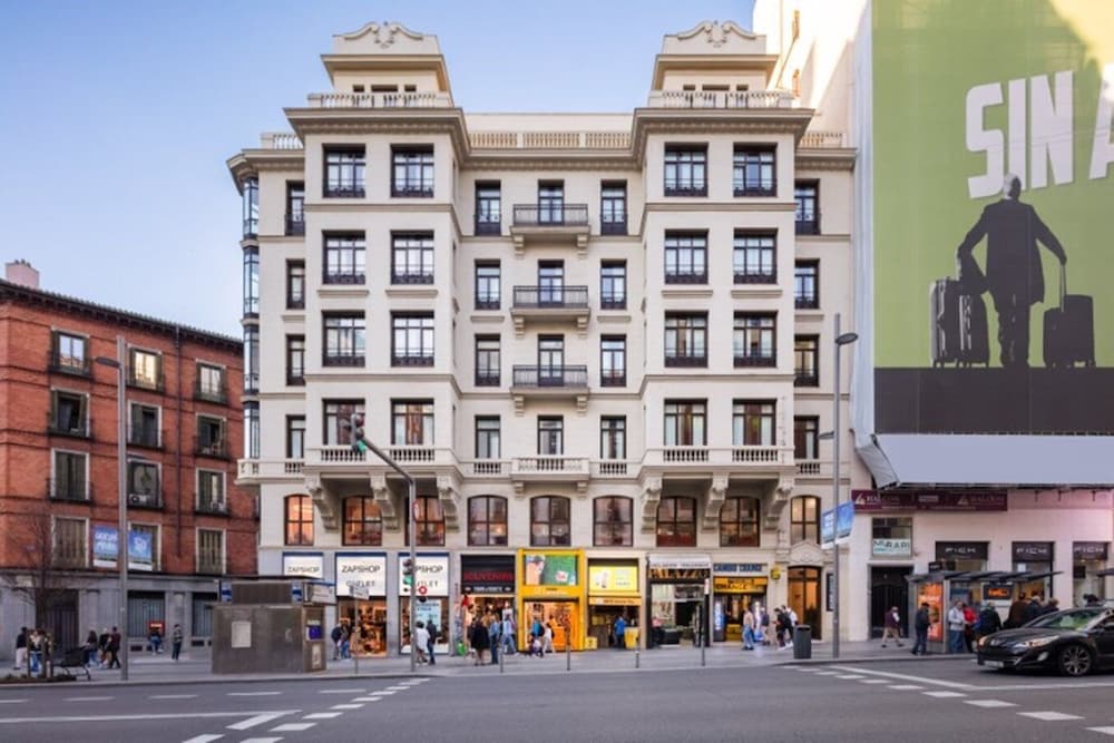 Ikonik Gran Via 40/47