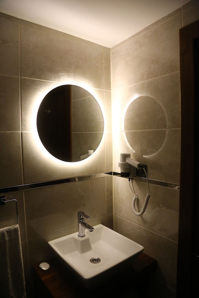 Camlicesme Hotel 14/15