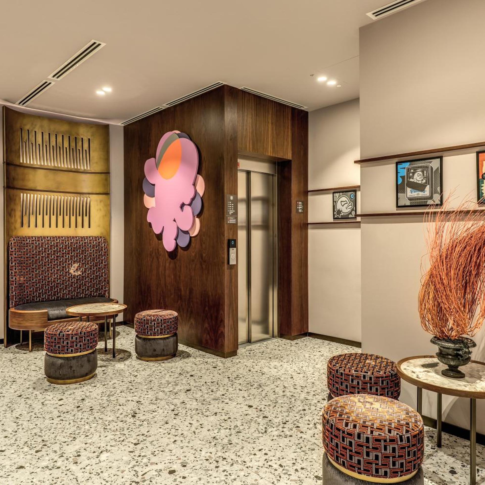 THE STEPS Hotel by Eitch Collection 6/50