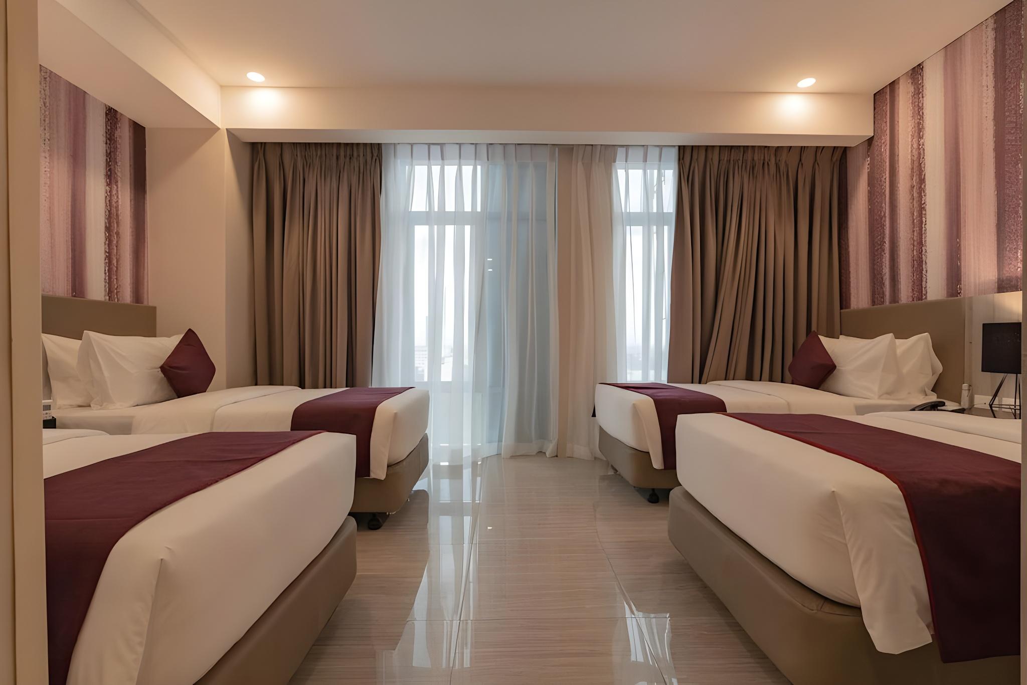 Premier, Family, Kitchenette
