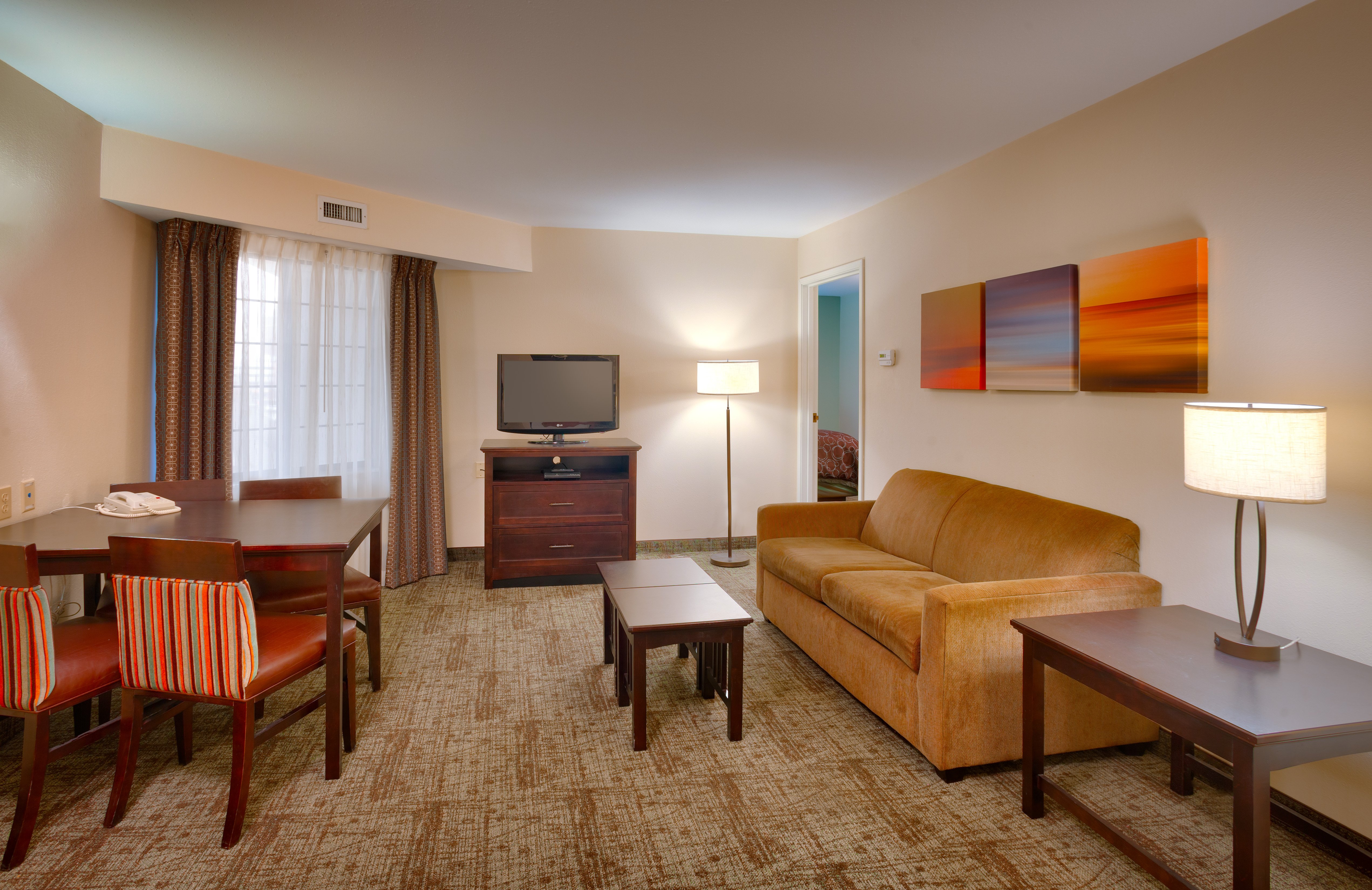 Staybridge Suites Peoria Downtown 18/34