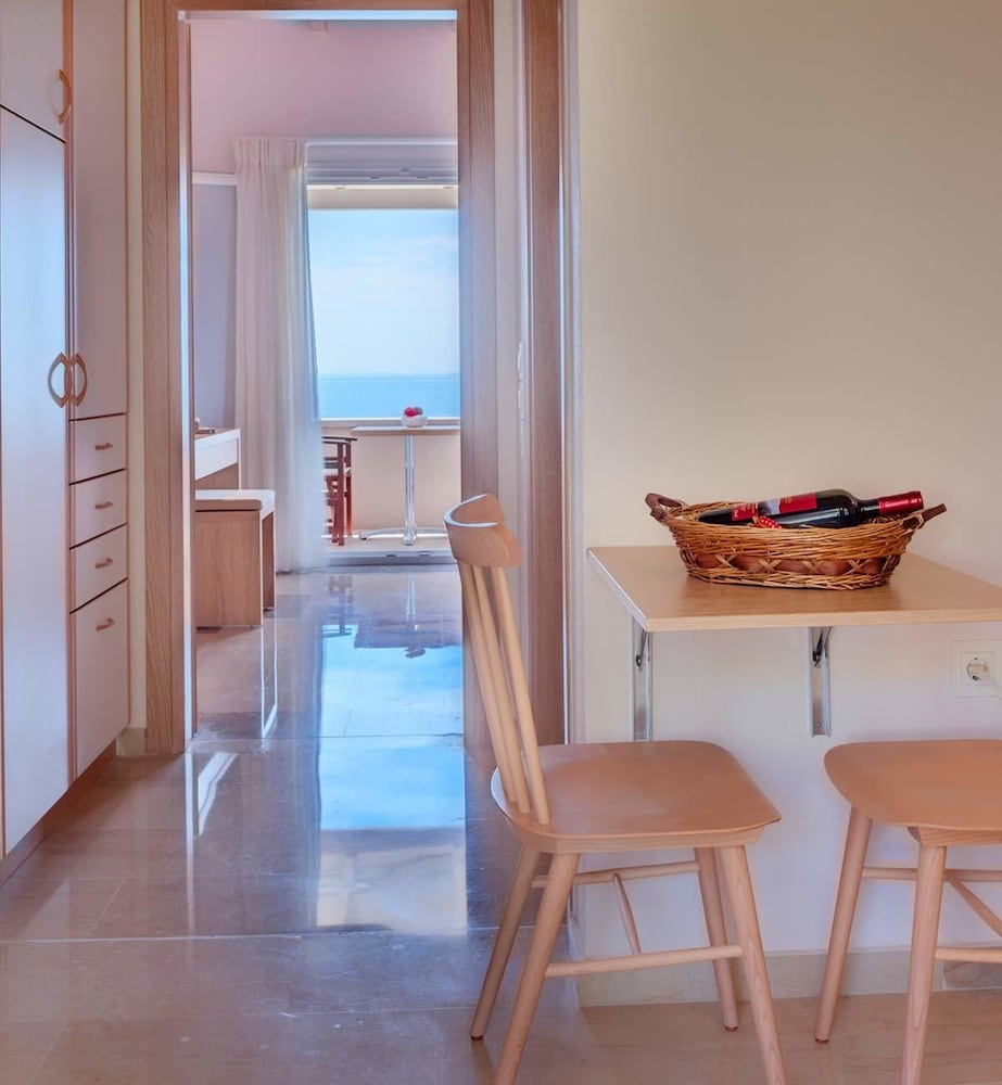 Krouzeri Beach Apartments 21/46