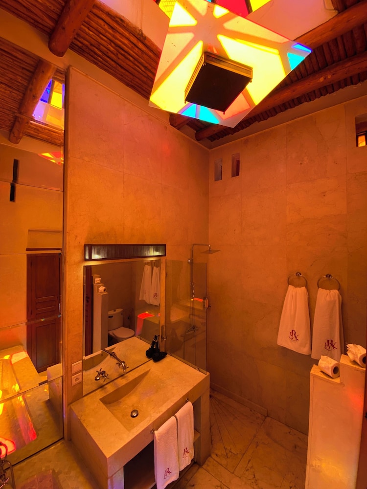 Riad BAB YACOUT PISCINE and SPA 28/50