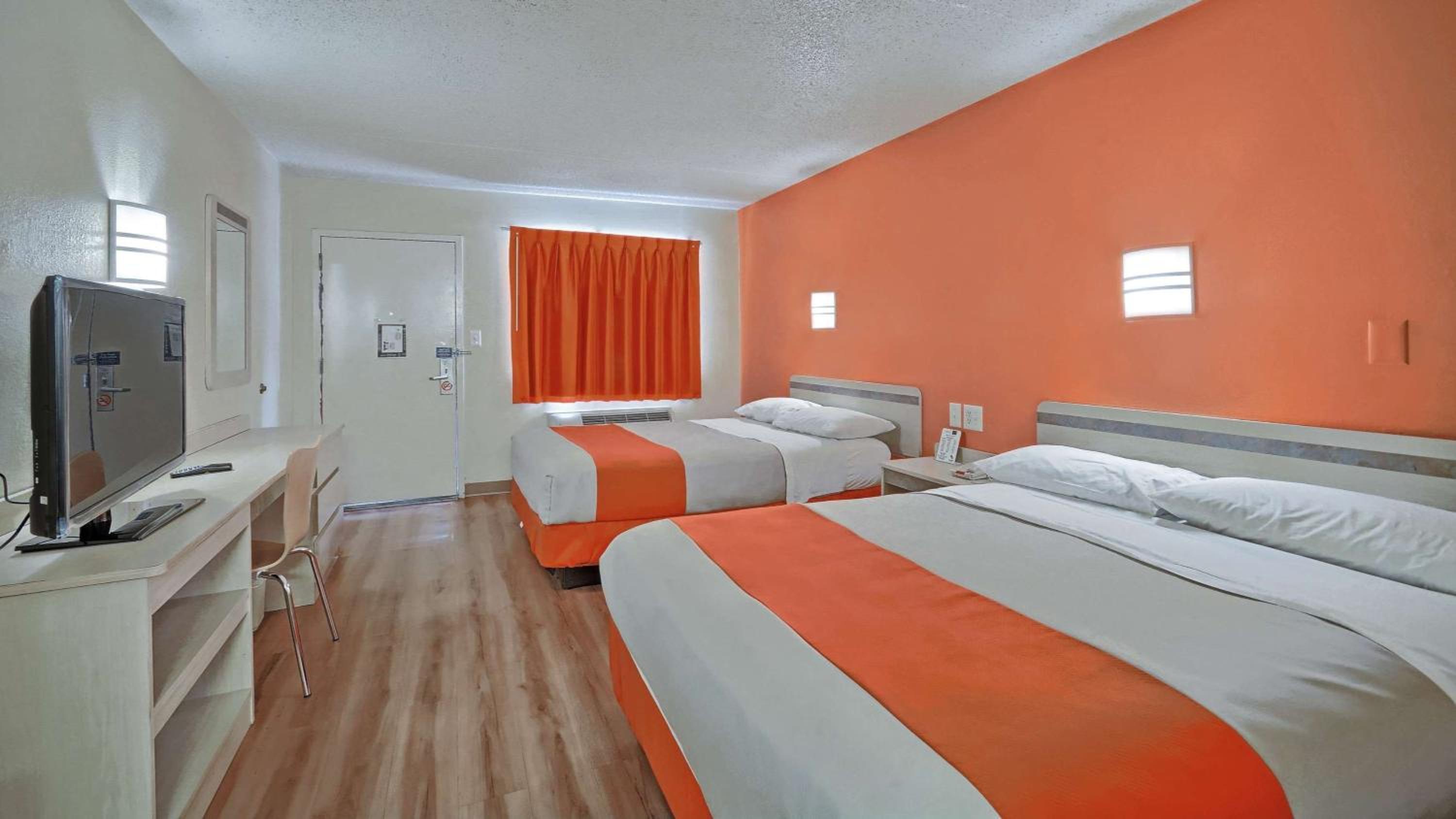 Motel6 Maple Shade Township, NJ - Philadelphia - Mt Laurel 25/42