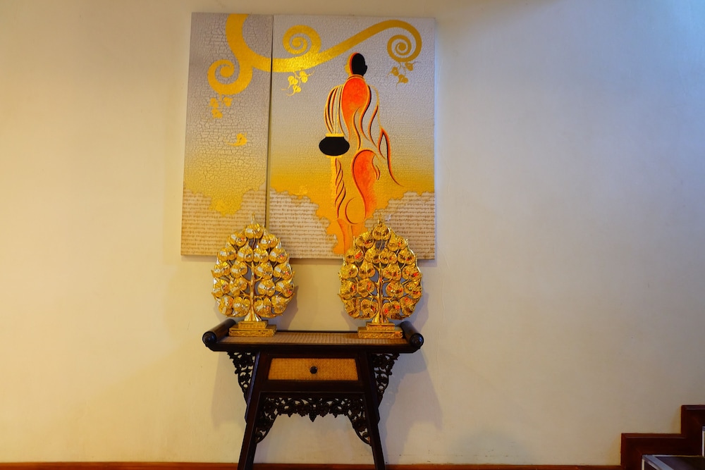 Baan Suanphet Resort 12/17