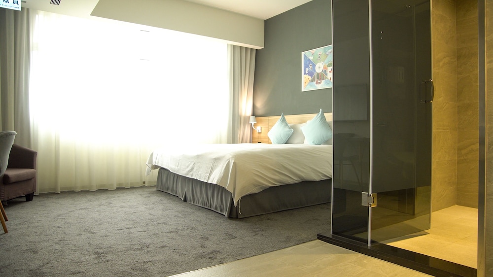 Hub Hotel 16/57