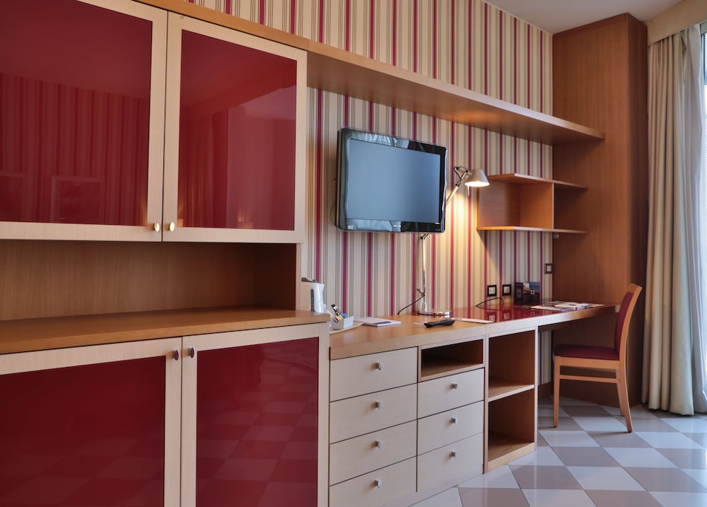 Unahotels The One Milan 56/57