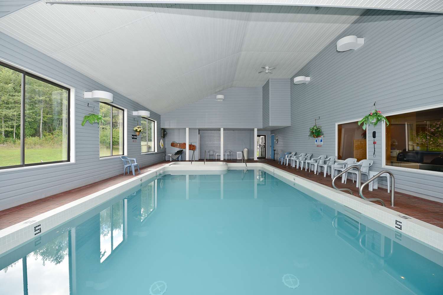 Americas Best Value Inn- St. Ignace 9/19