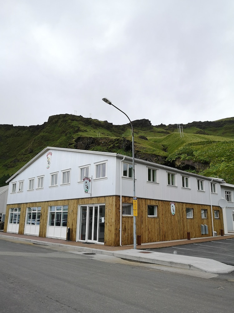 Puffin Hotel Vik 1/33