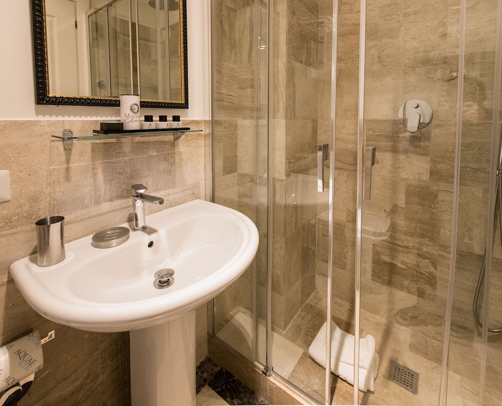 Minerva Relais 15/46