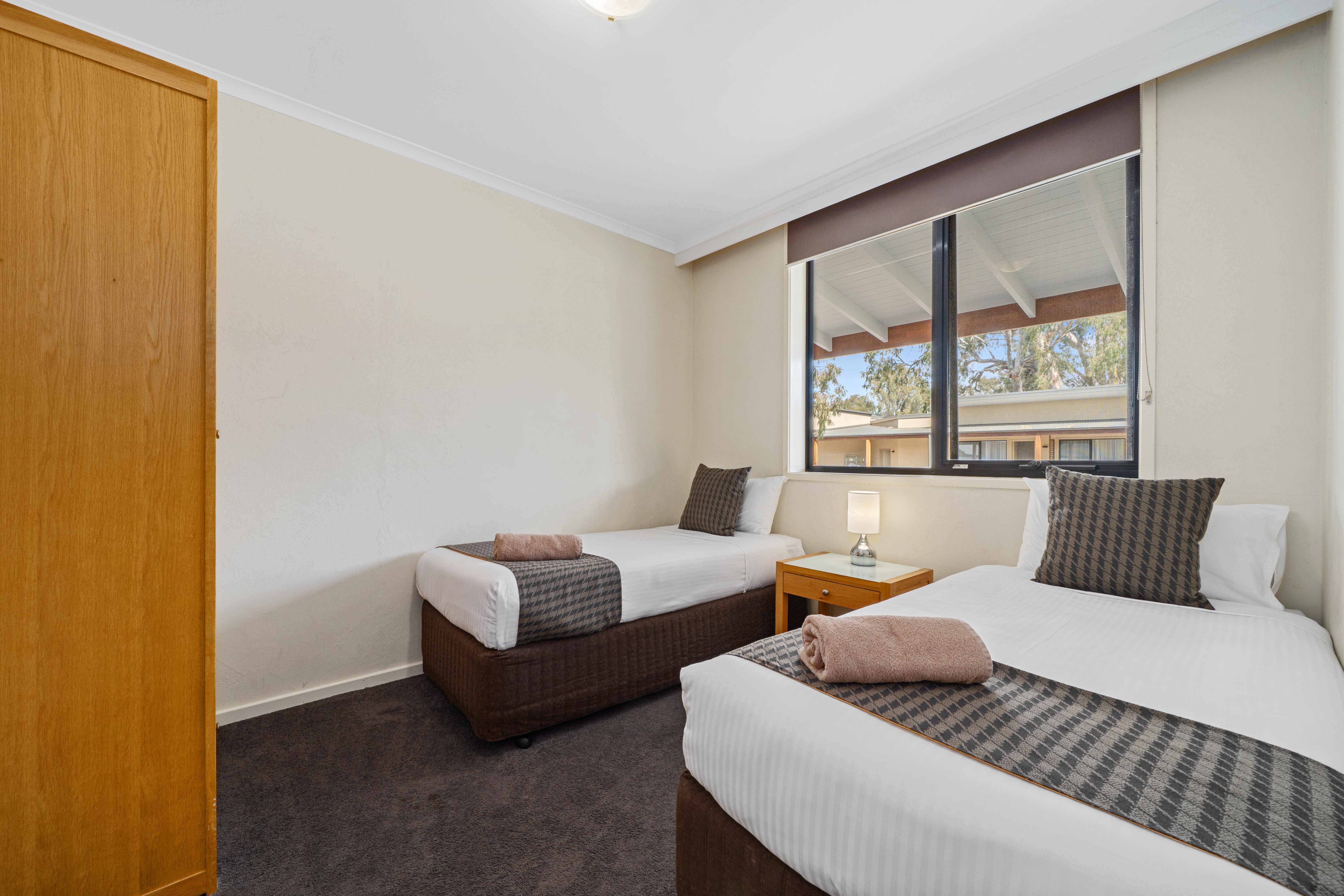 New Crossing Place Motel 21/43