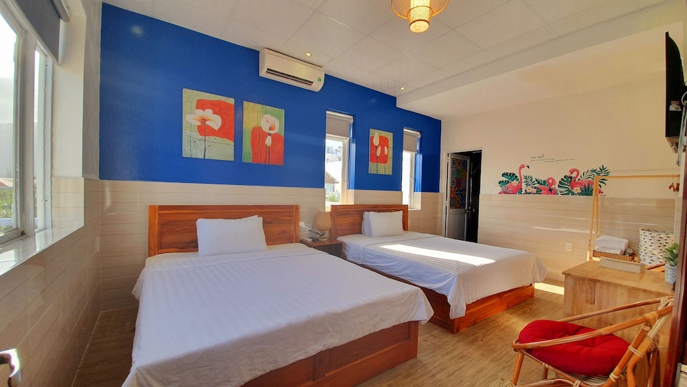 Lighthouse Boutique Hotel 17/45