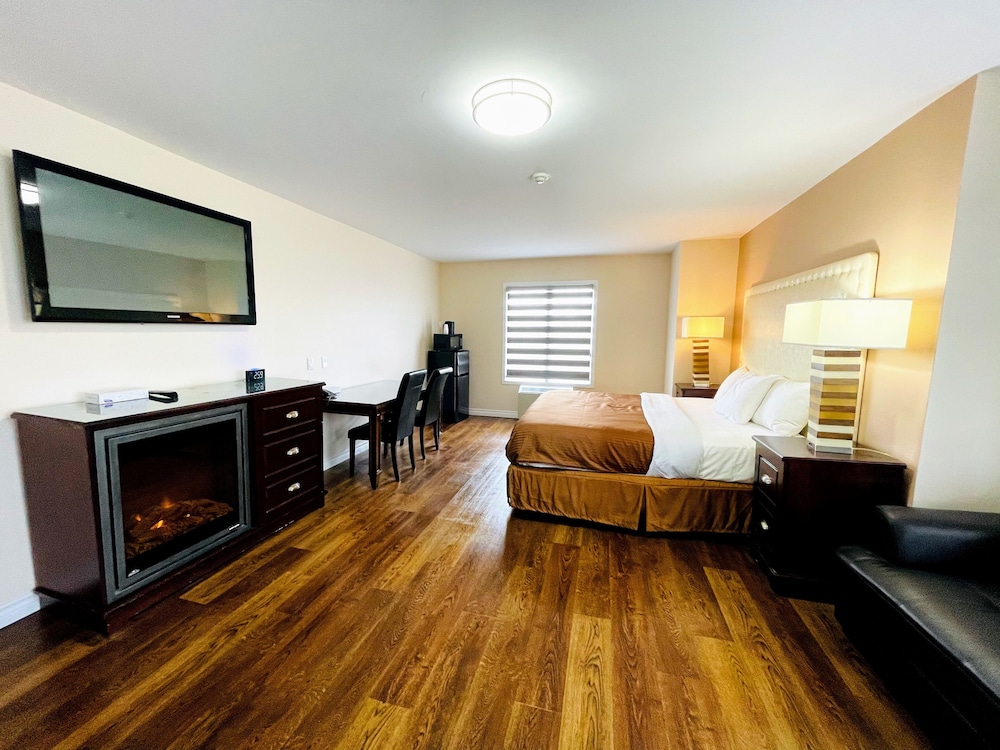 The Universal Inn And Suites 36/67