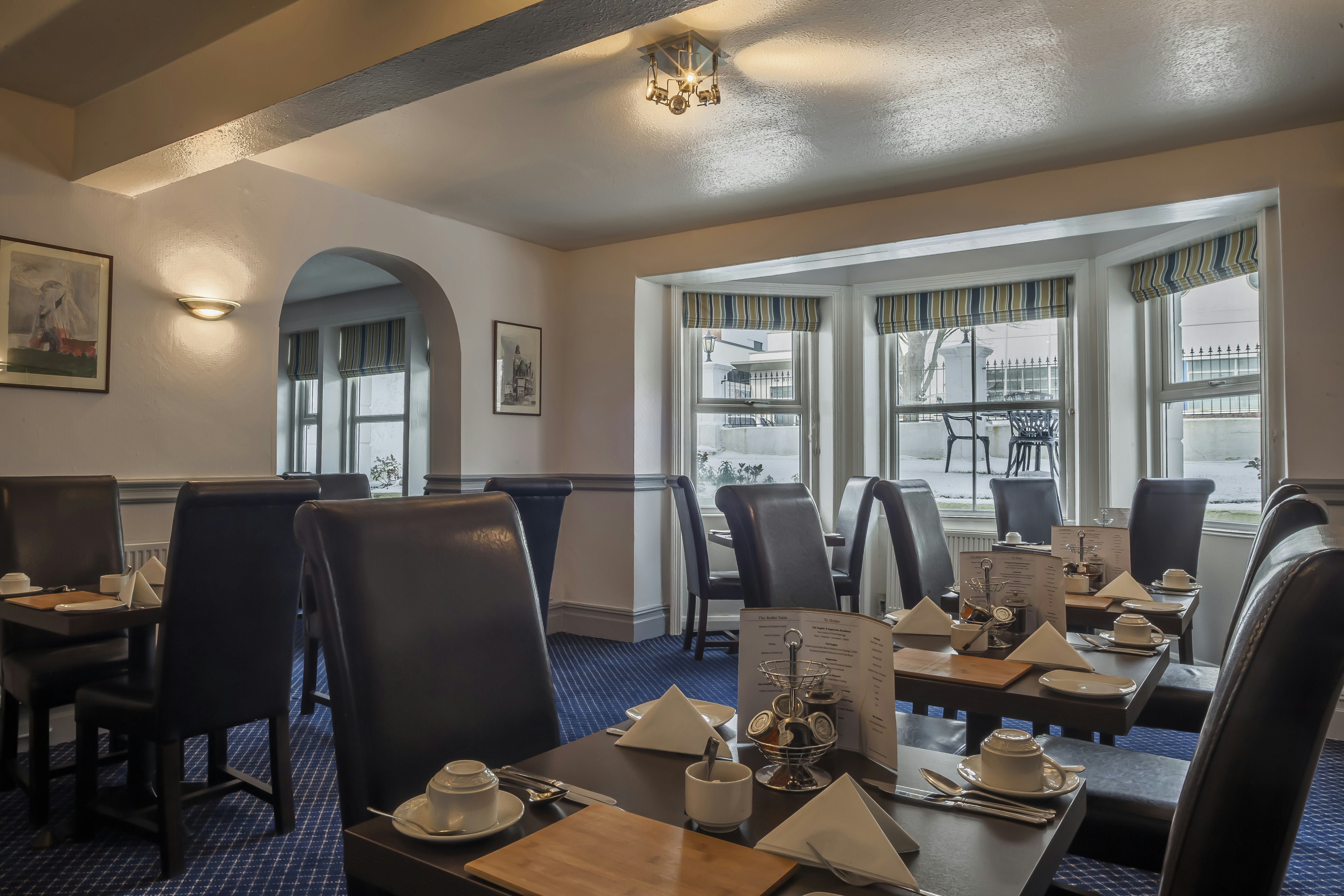 OYO Devonshire Park Hotel 33/33