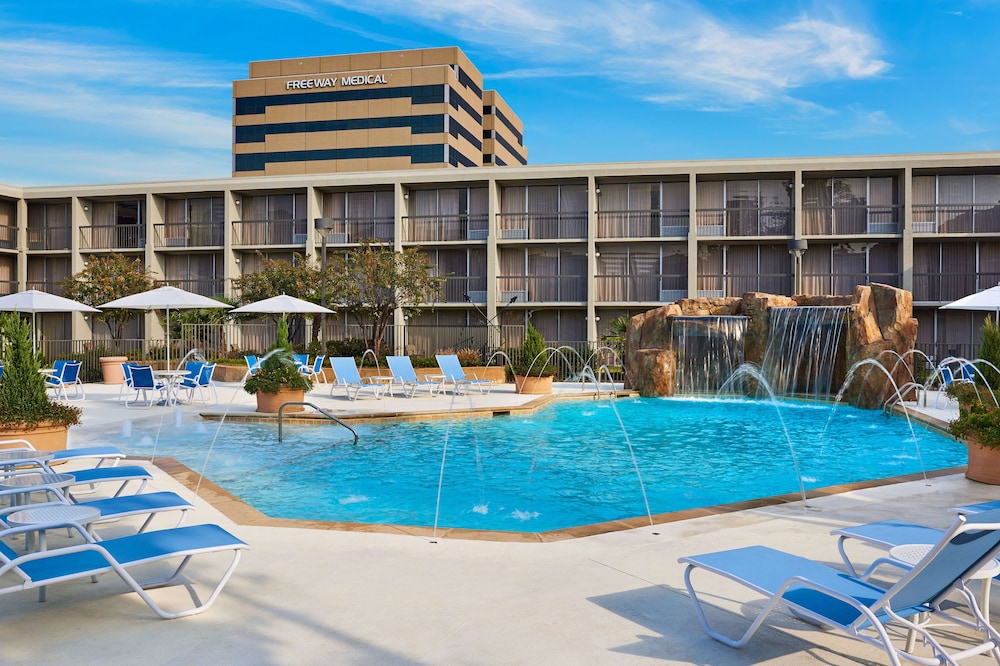 FOUR POINTS BY SHERATON LITTLE ROCK MIDTOWN 7/42