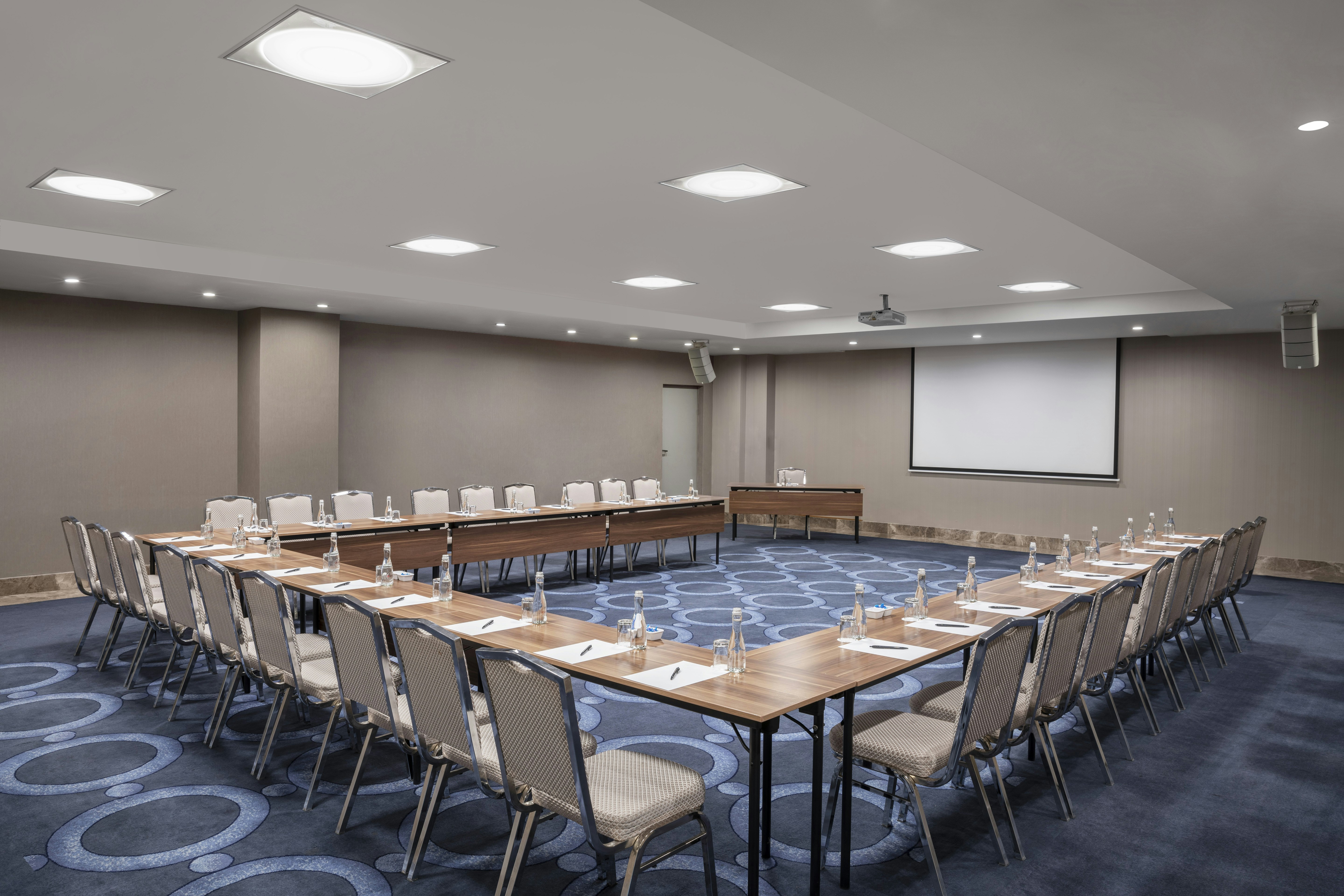 DoubleTree by Hilton Istanbul Gayrettepe 24/34