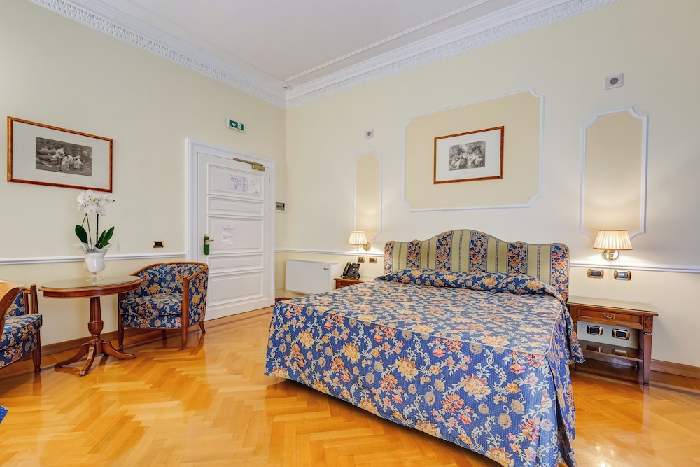 Hotel Cellini 27/61