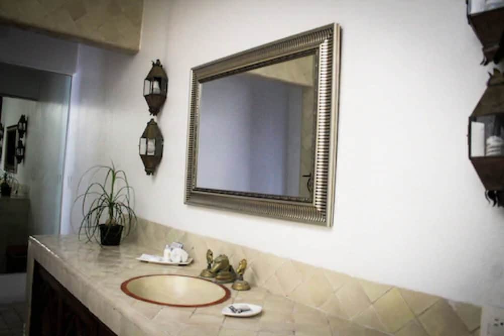 Hotel Casa Colonial 34/68