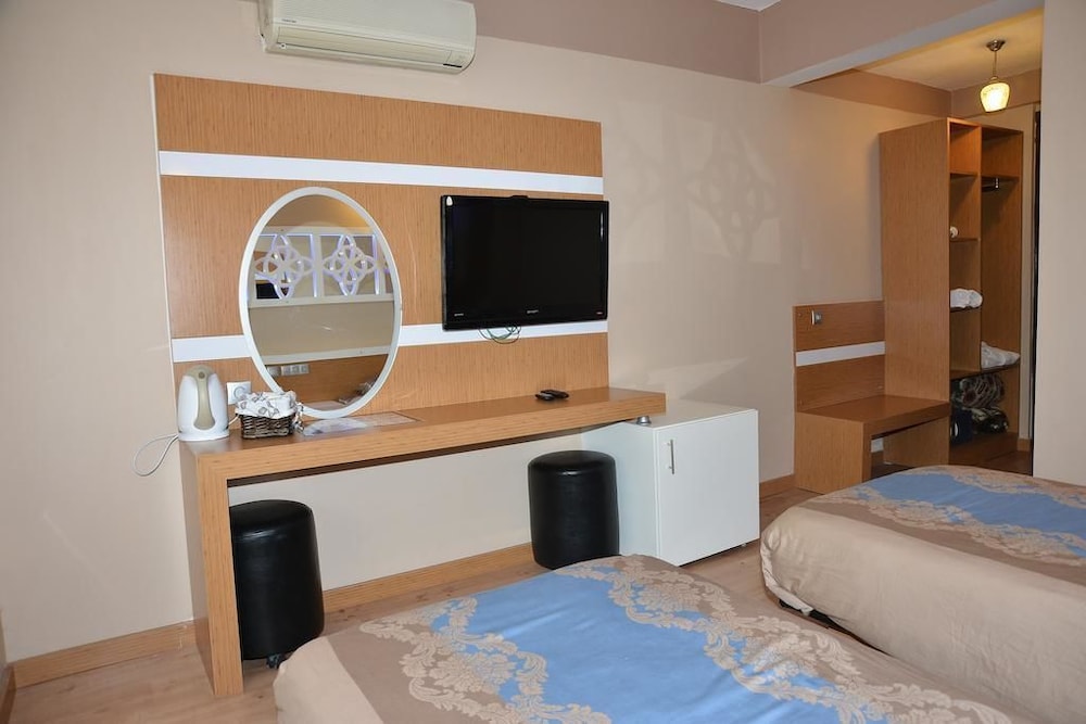 Ozbay Hotel 36/50