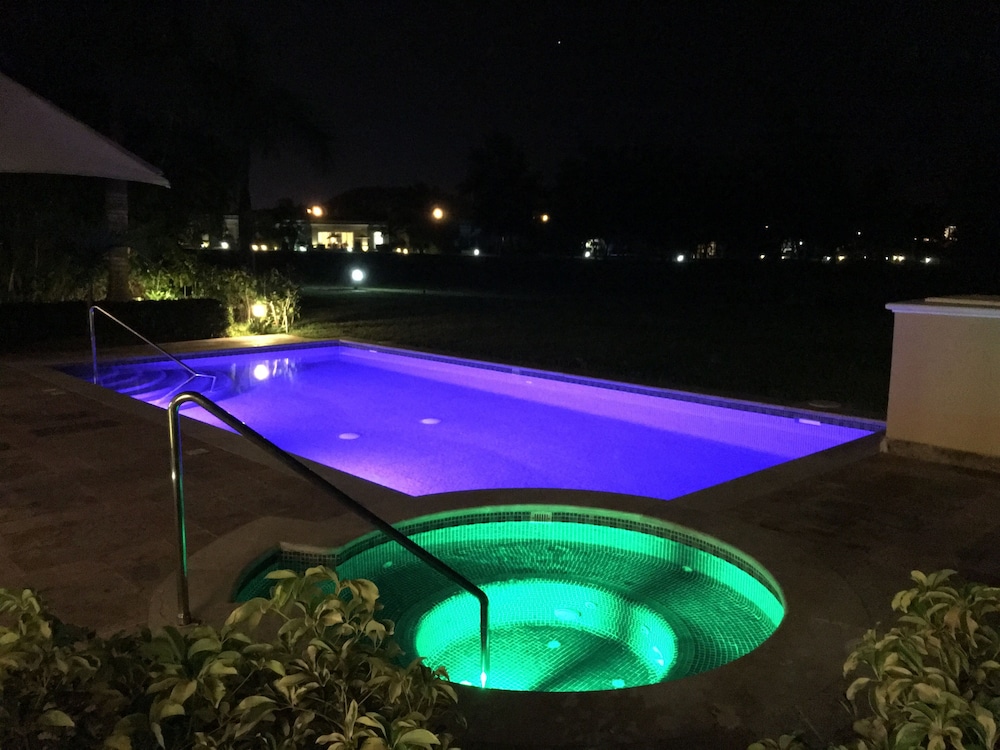 Emerald Estates 38/65