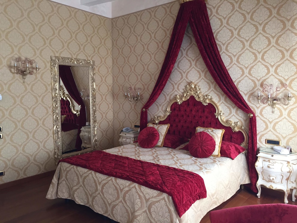 Hotel Savoia e Jolanda, WorldHotels Elite 18/66