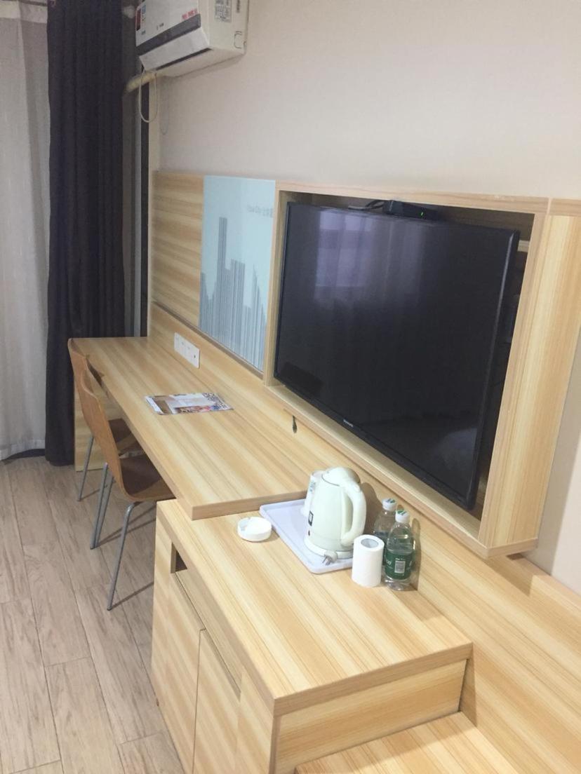 7 Days Inn (Changsha Yinpenling Liugoulong Metro Station) 36/44