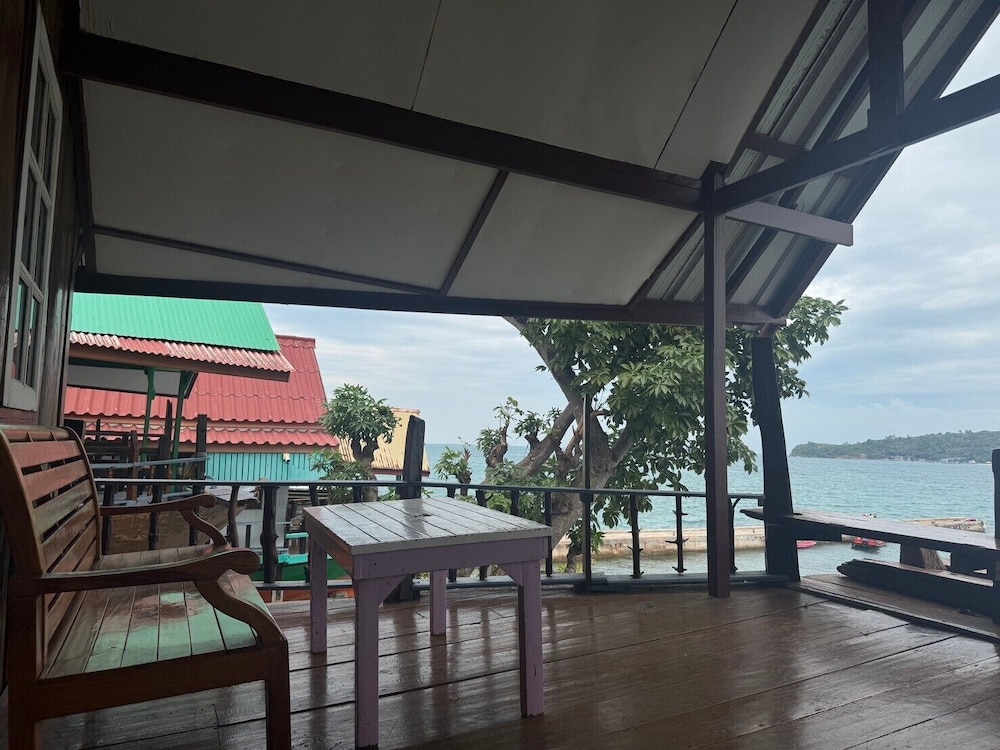 Rimtalay Resort Koh-Sichang 52/70