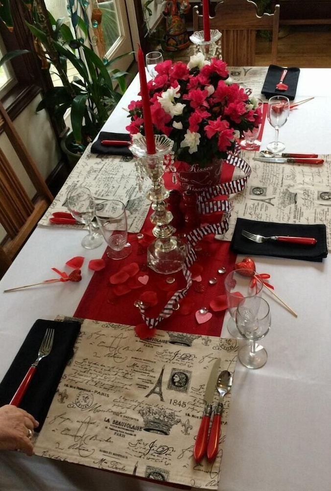 Fig Tree Manor 26/45