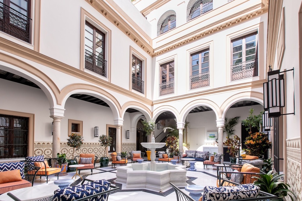 Hotel Don Ramon Casa Palacio Sevilla 45/50