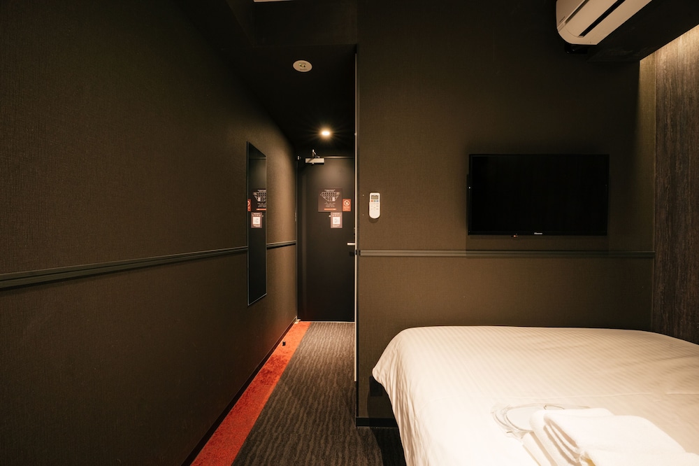 mizuka Business Canal city Hakata mae 9/42