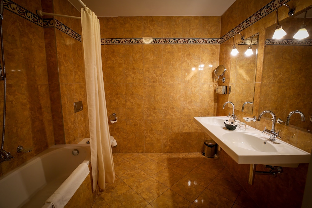 Hotel Dvorak Tabor 48/50