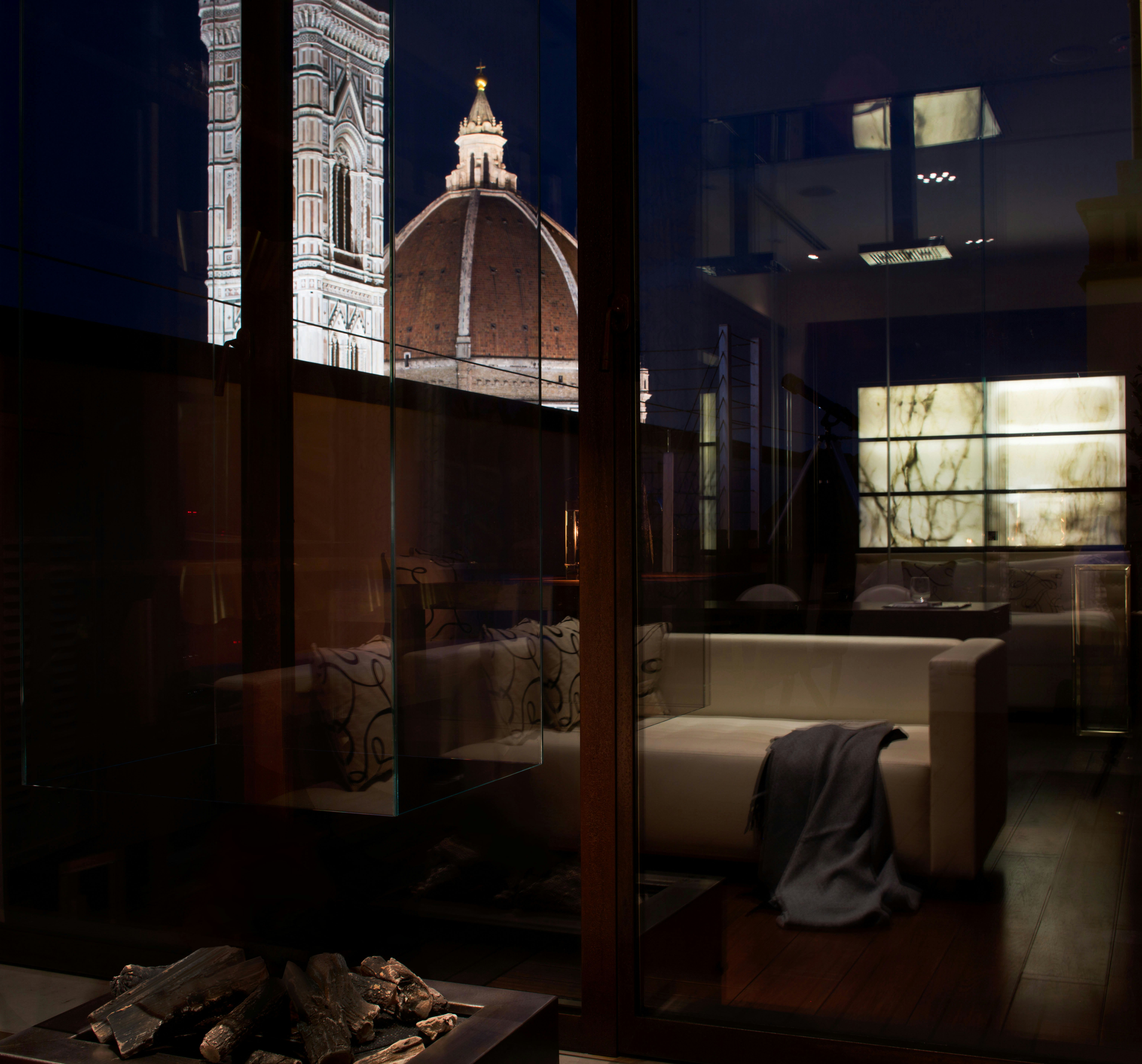 Repubblica Firenze Luxury Apartments UNA Experiences 4/25