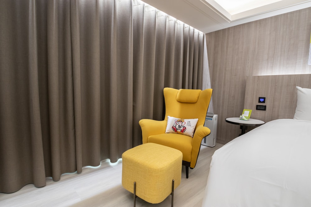 168 Motel Zhongli 2 11/54