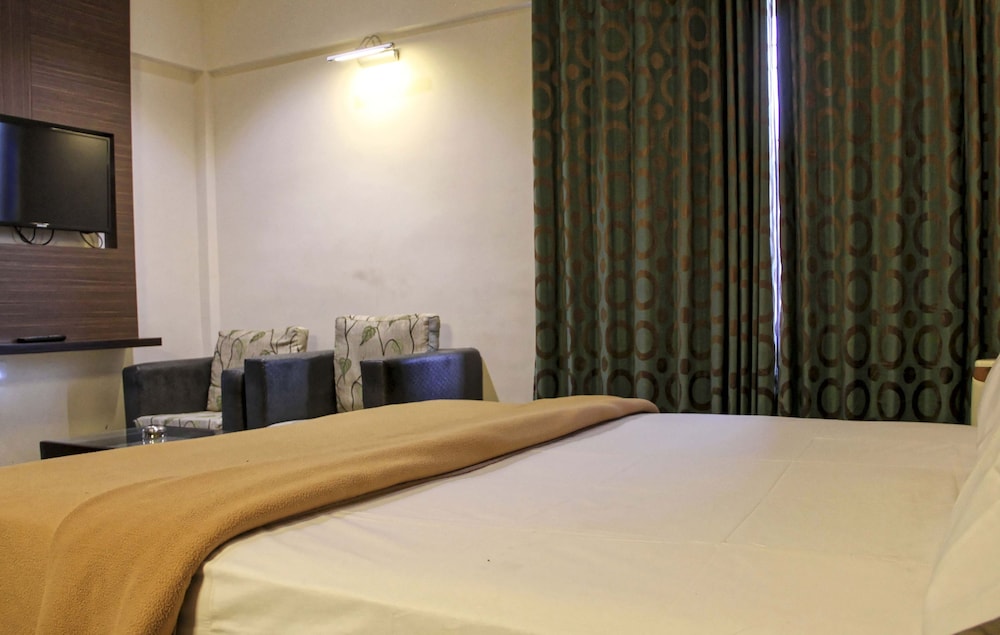 Hotel Prem Nivas 2/26