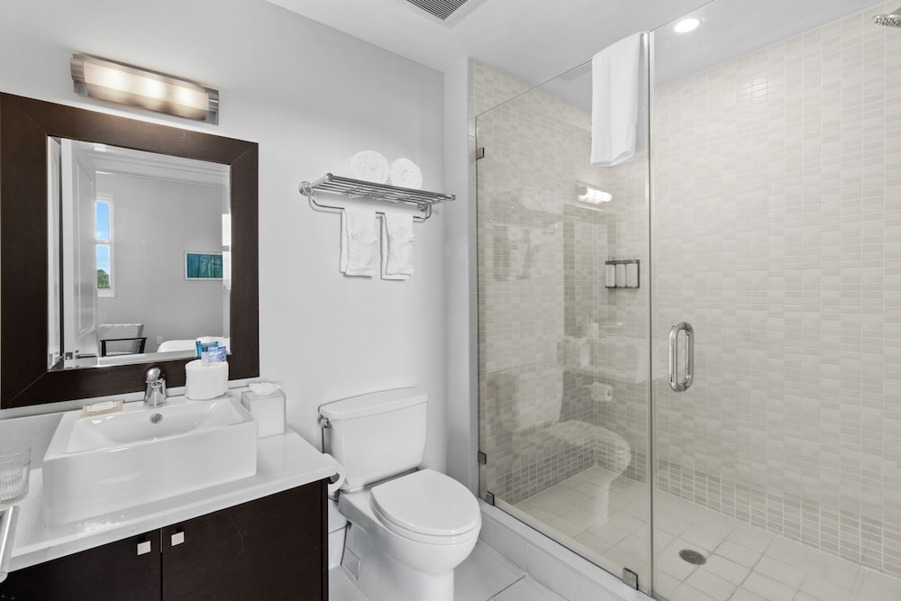 Provident Doral At the Blue Hotel 72/72