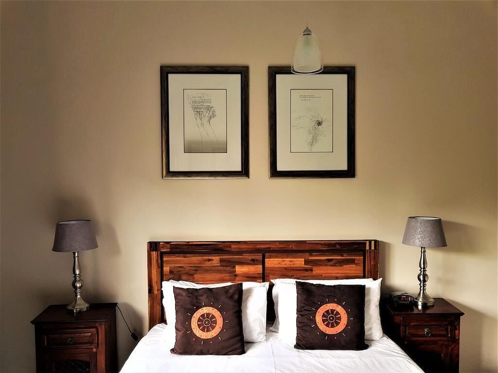 African Roots Guest House 23/50