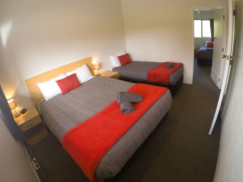 Mt Aspiring Holiday Park 11/46