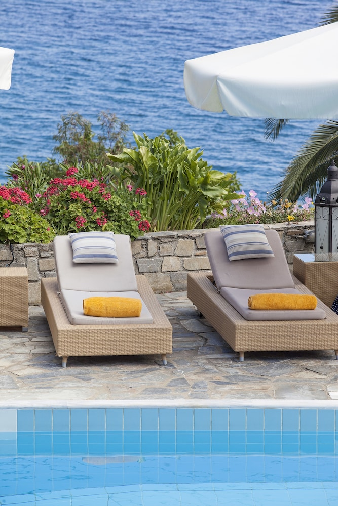 Aegean Suites - Adults Only 51/57