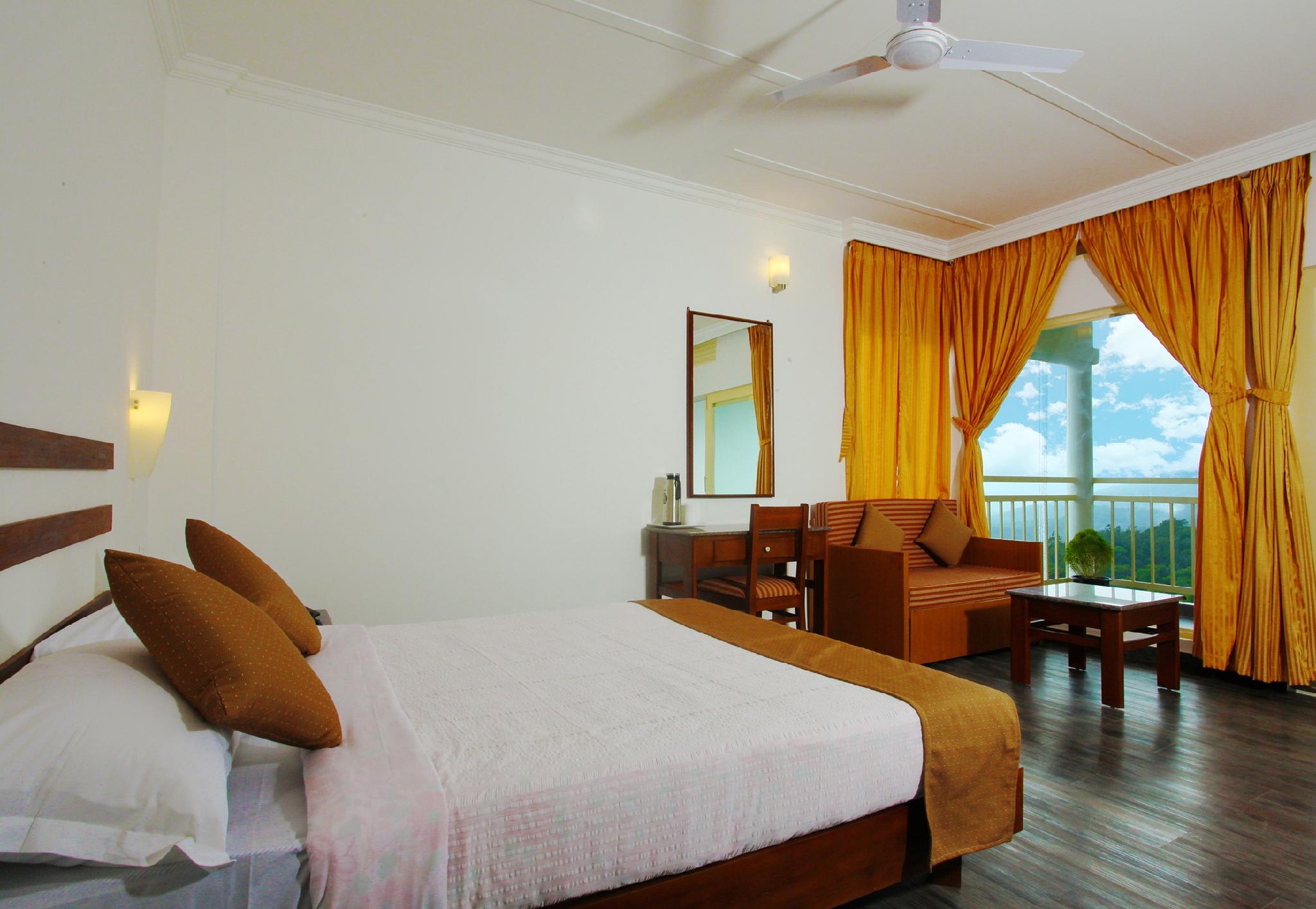 Honeymoon, Cliff, Cottage