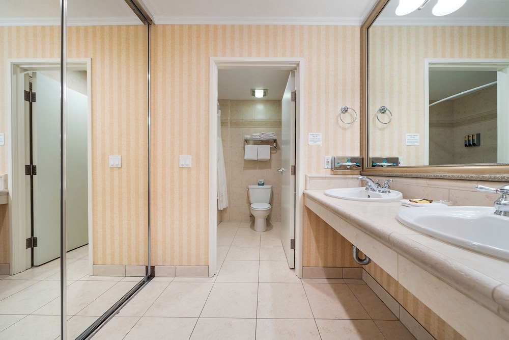 Casablanca Inn 35/71