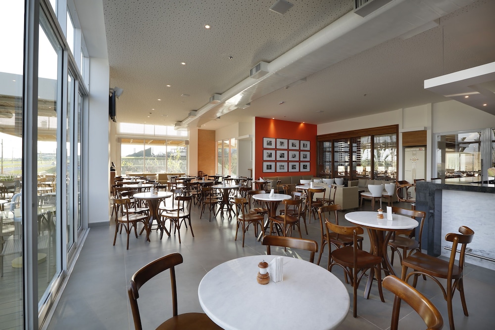 Vitoria Convention Hotel Paulinia 49/67