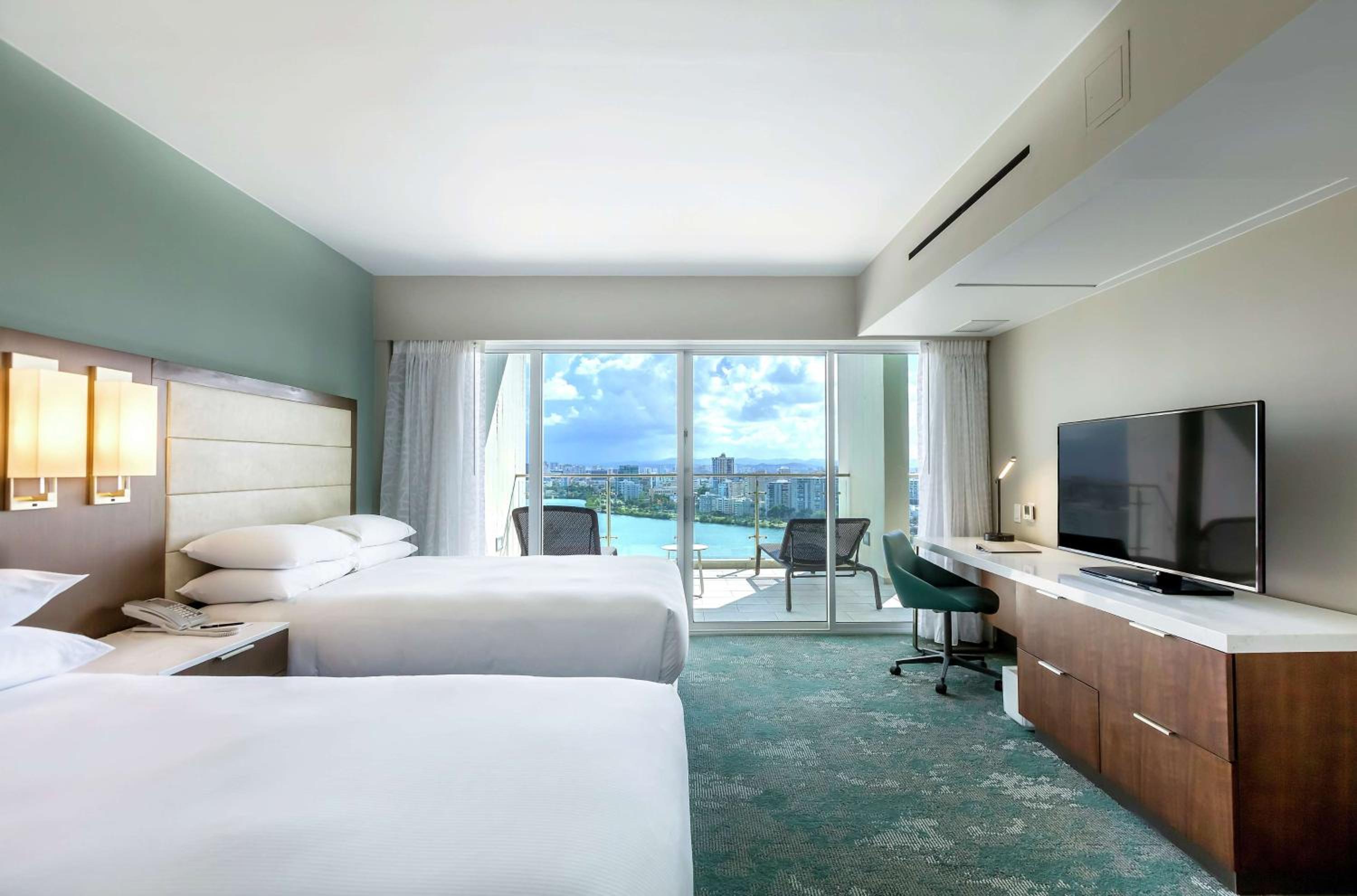 2 Bedrooms, Bi Level, Suite, King Bed, 1 King and 2 Double Beds, Lagoon View