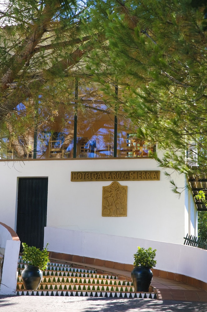 HOTEL GALAROZA SIERRA 49/58