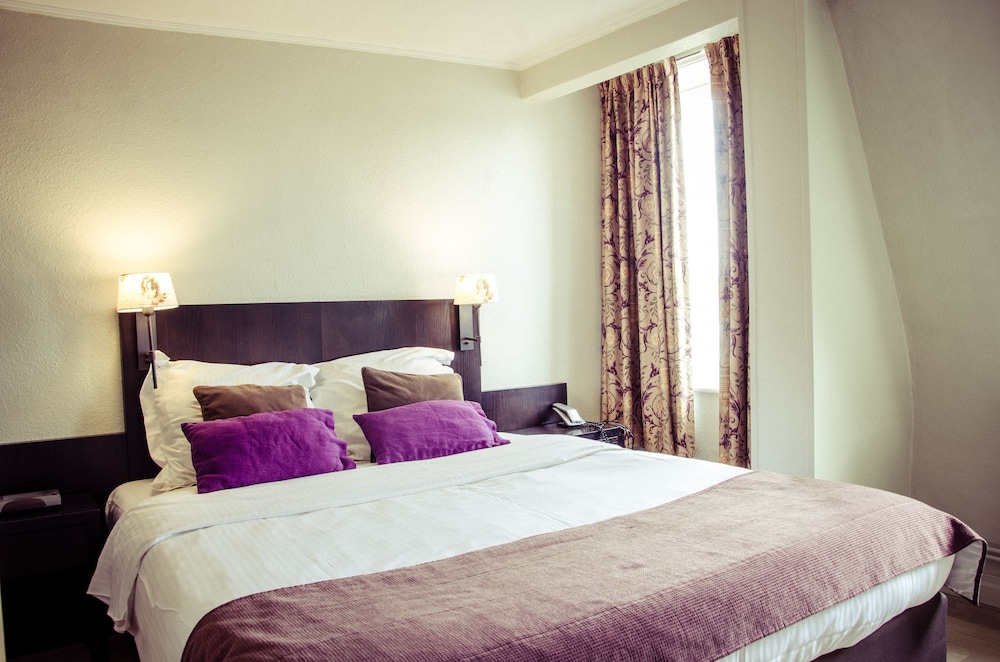 Budget, Double Bed 2/6