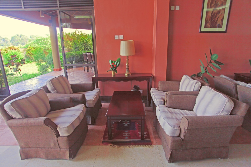 Royal Suites 27/47
