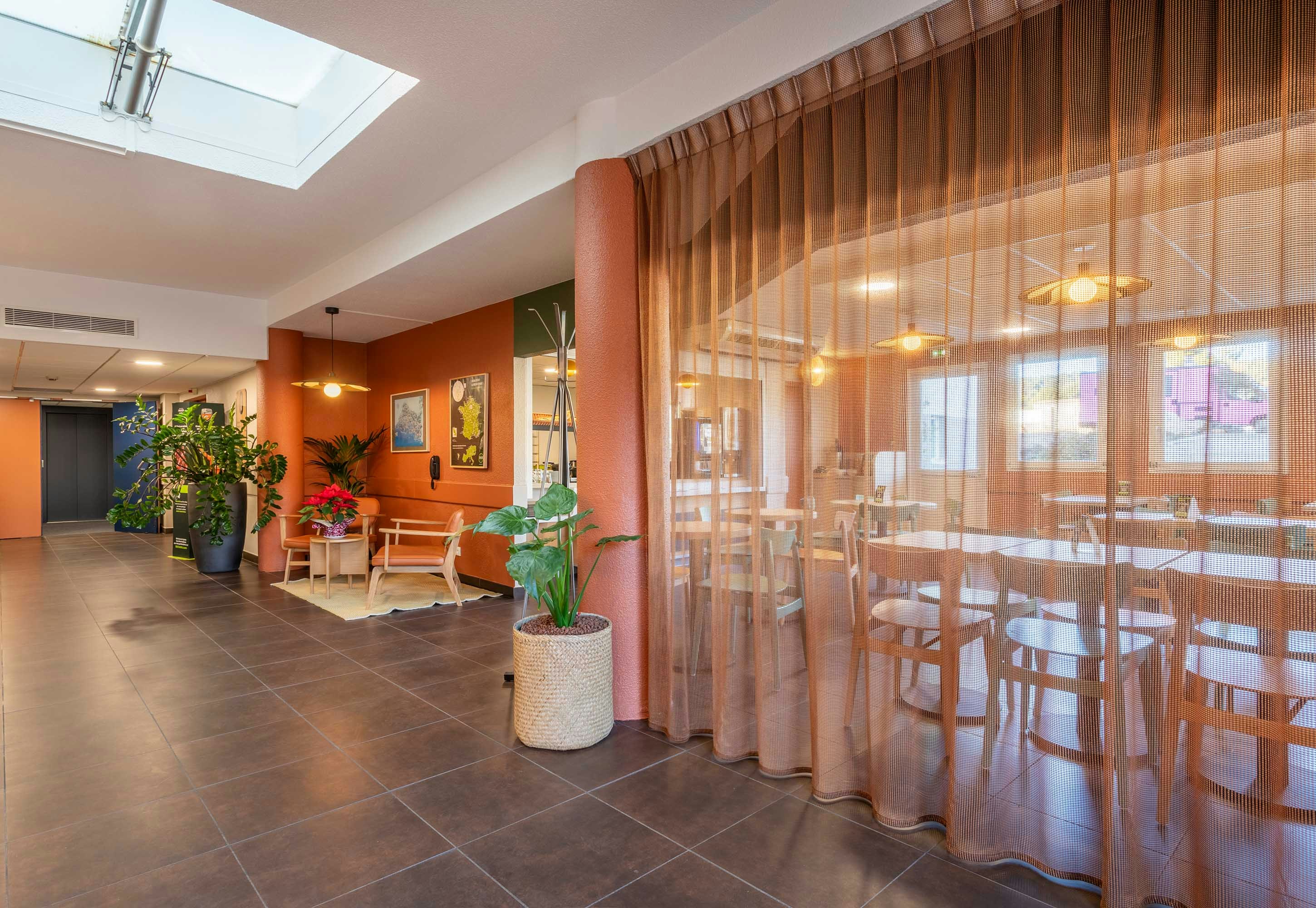 B&B HOTEL Aix-en-Provence Meyreuil Sainte-Victoire 15/50